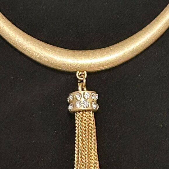 Gold-Tone Rounded Curved Bar Tassel Necklace Womens Fashion Adjustable Chain - Picture 4 of 5